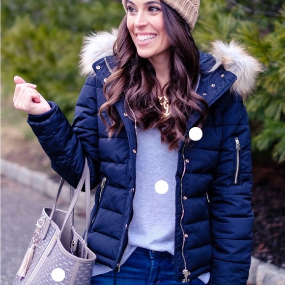 Petite Parka (faux fur) - Picture 4 of 7